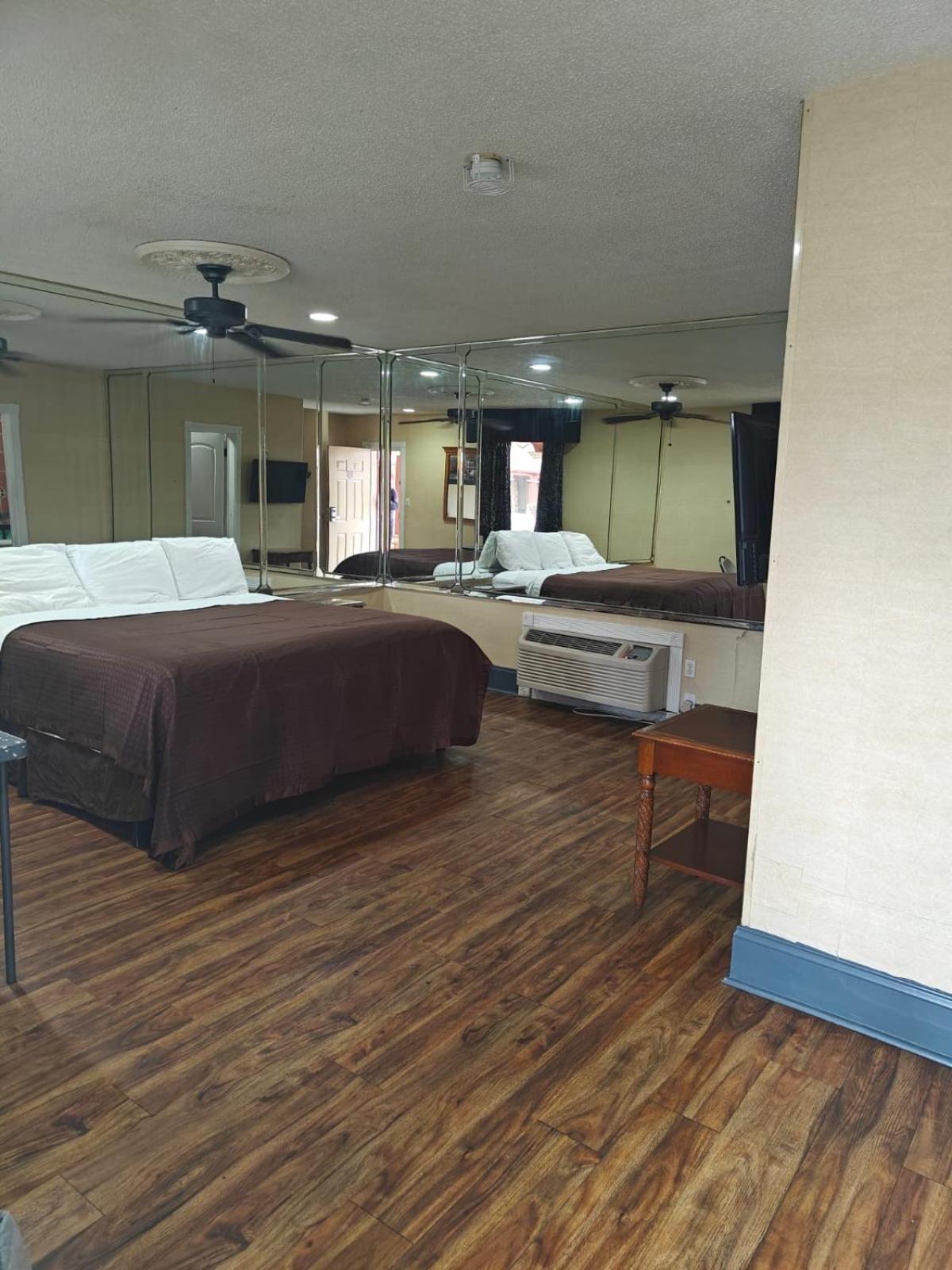 Deluxe Inn - Savannah Dış mekan fotoğraf