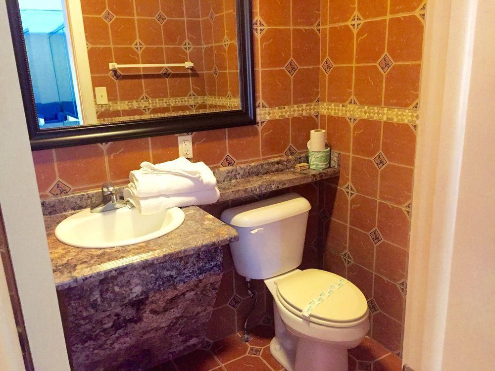 Deluxe Inn - Savannah Dış mekan fotoğraf